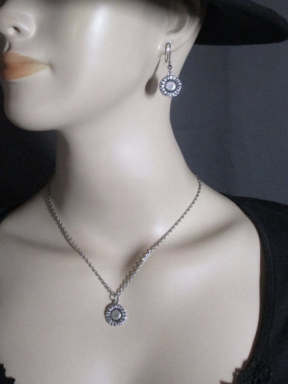 Sunflower Necklace & Earrings Set Silver Charms Gift Mom Sis BFF Garden Flowers